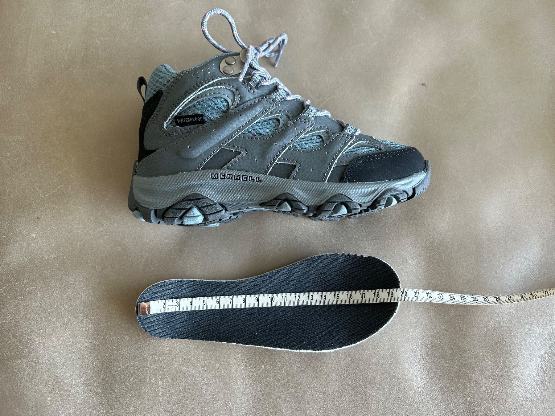 Merrell Scarpe per ragazzi: Merrell Wanderschuhe, Gr. 31, ganz NEU – Usato da Wädenswil venduto da LS777 4
