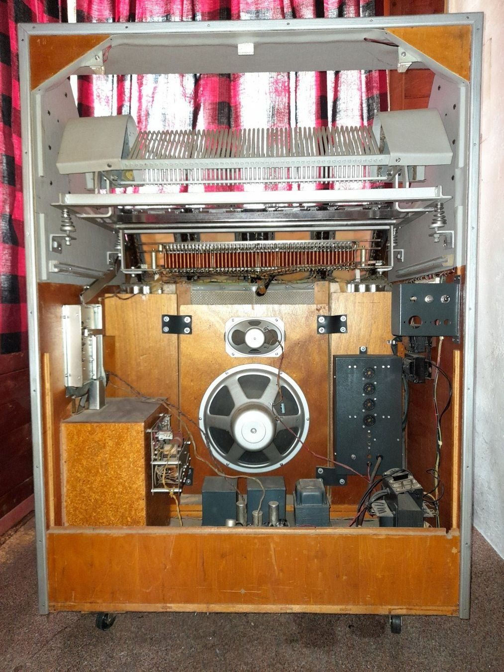 Jukebox Jupiter 100 (D'occasion) à Baden pour CHF 214 – retrait ...