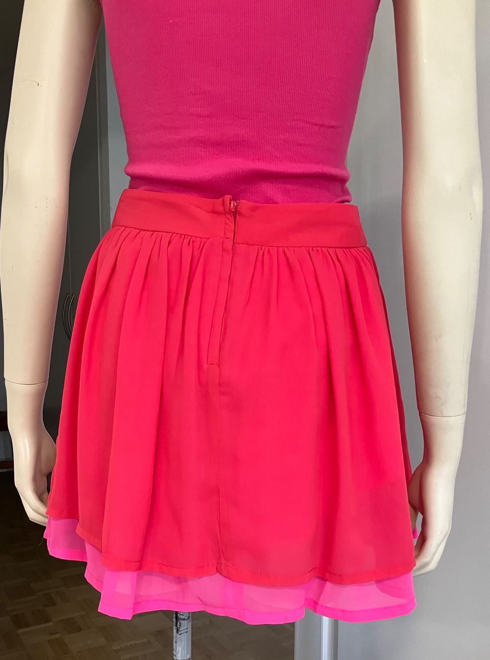 Gonne: H&M jupe – Usato da Clarens venduto da Piluka 3