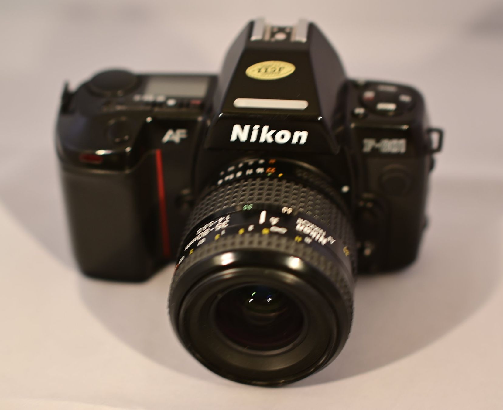 Nikon Kamera: Nikon F-801 mit Zoomobjektiv – Gebraucht aus Uster von Stoessda 3