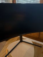 LC Power Monitor Curved Gebraucht Guter Zustand