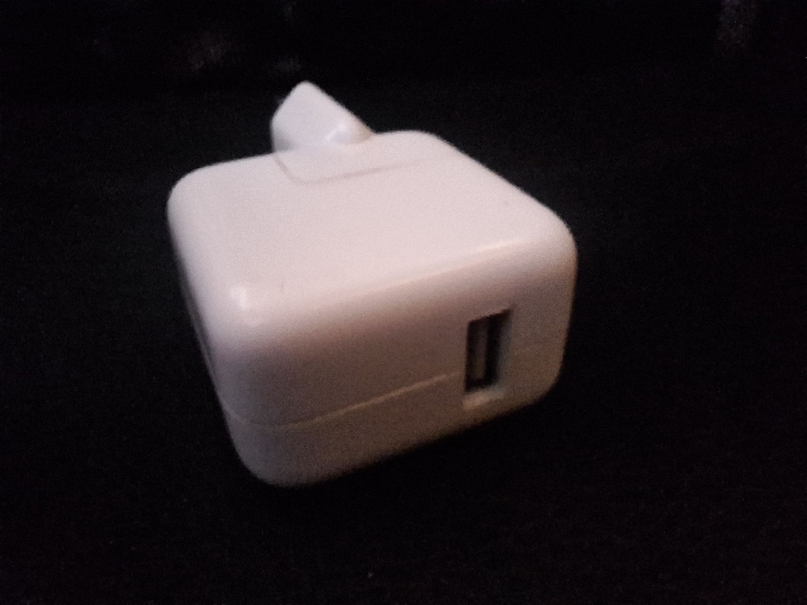 Apple Caricabatterie: Adaptateur secteur USB Apple 10W blanc – Usato da Tannay venduto da v1n1p00h 4