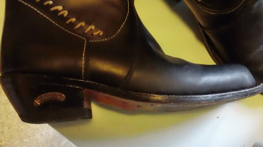 Scarpe da donna: Lederstiefel für Damen oder Herren – Usato da Luzern venduto da Rolkos 1