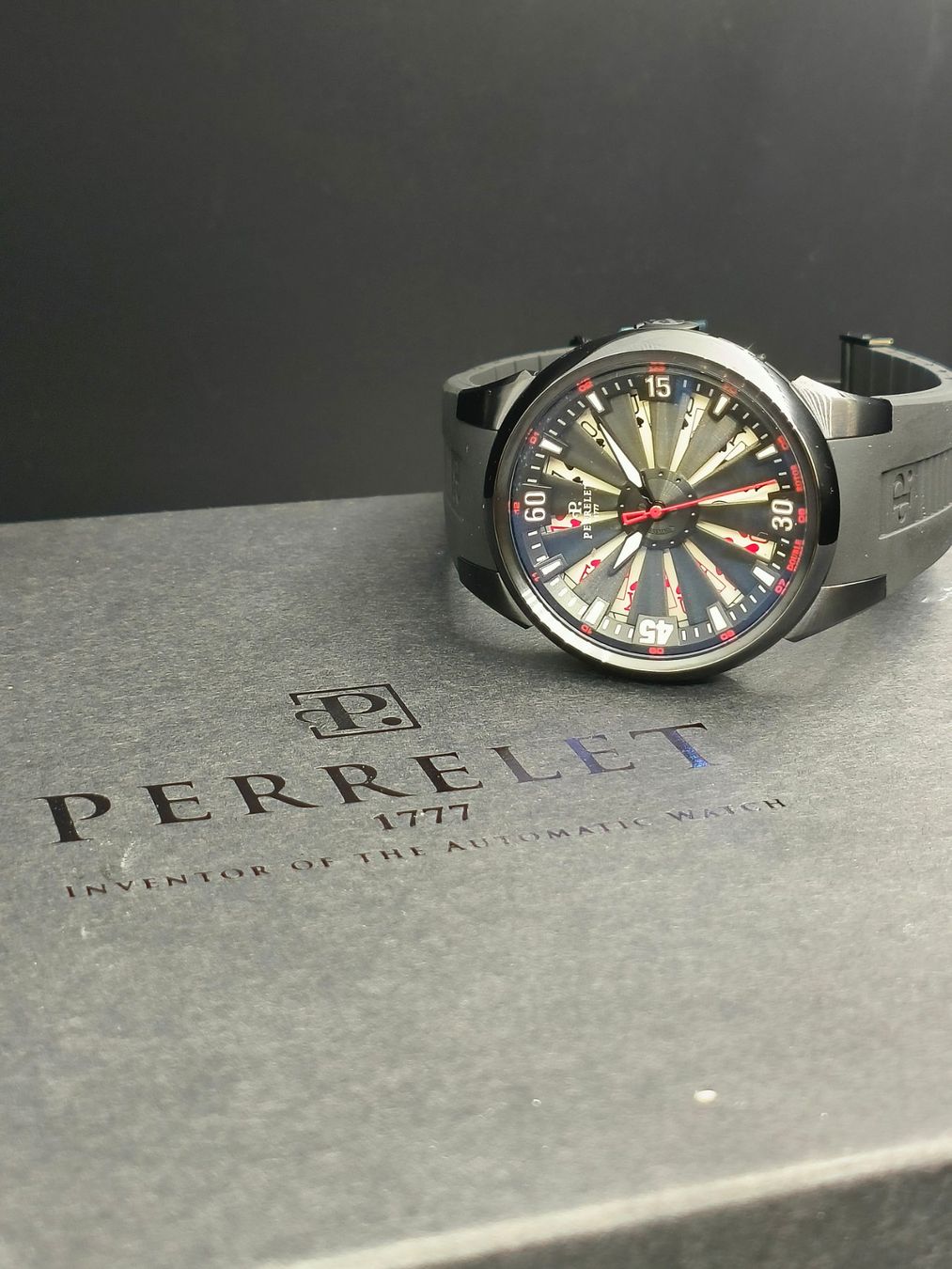 Perrelet Uhren: Perrelet – Neu (gemäss Beschreibung) aus La Chaux-de-Fonds von curtitswisswatches 2