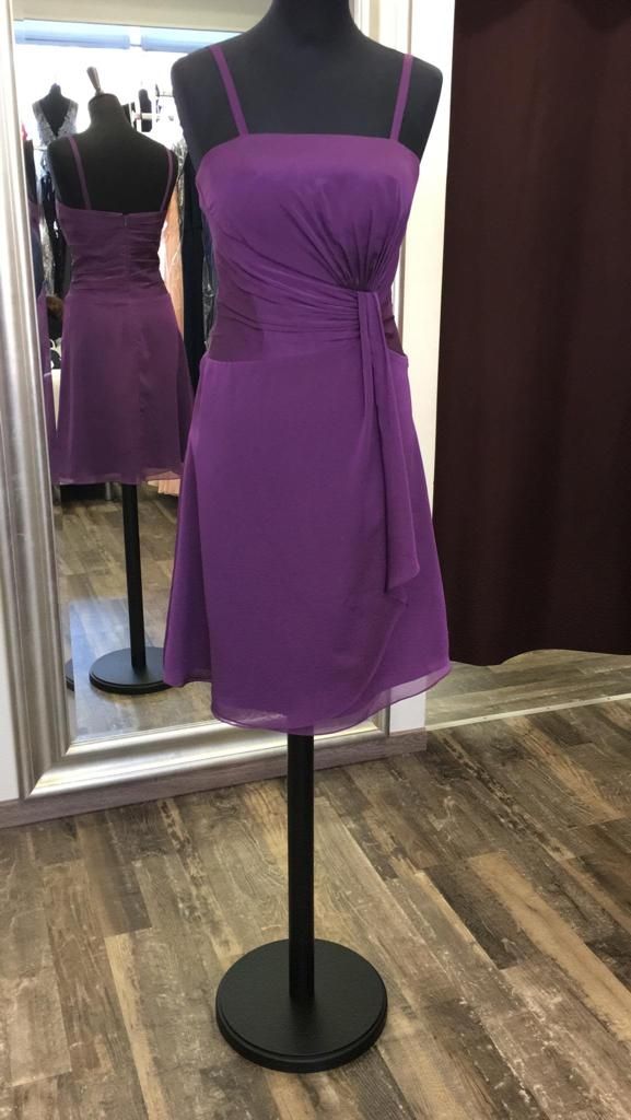 Kleider: Kleid – Neu (gemäss Beschreibung) aus Uster von VMT.
