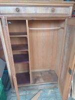 Kleiderschrank Holz restaurationsbedürftig 2 Türen