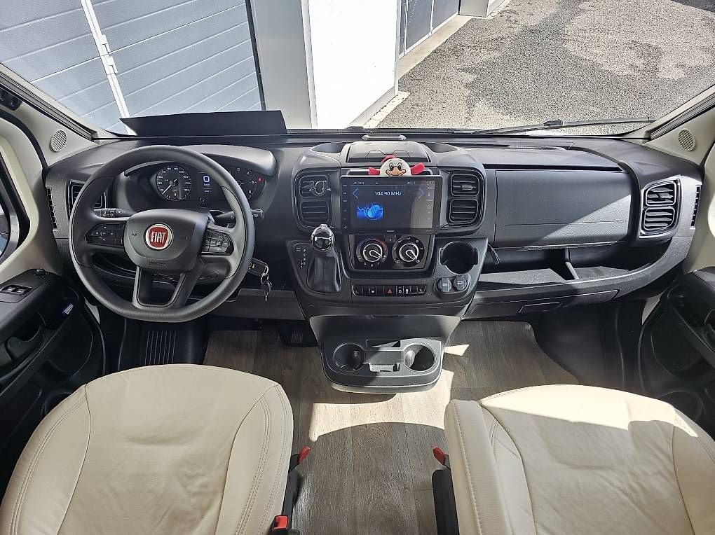 Veicoli da campeggio: TOP WOHNMOBIL mit Automat, Solar, Klima! – Usato da Recherswil venduto da Caravan-EmmE 3