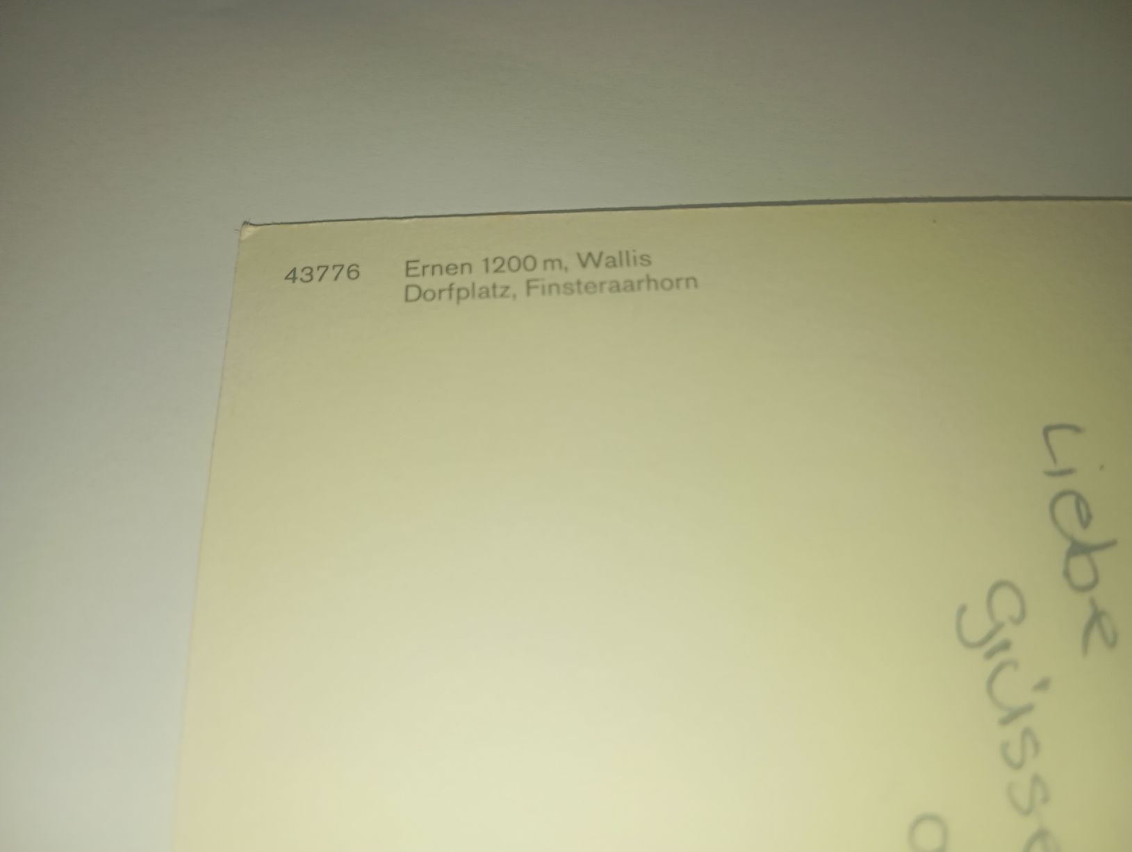 Cartoline postali: Ansichtskarte Ernen 1200 m Wallis Dorfplatz  – Usato da Belp venduto da Guadalupe84 2