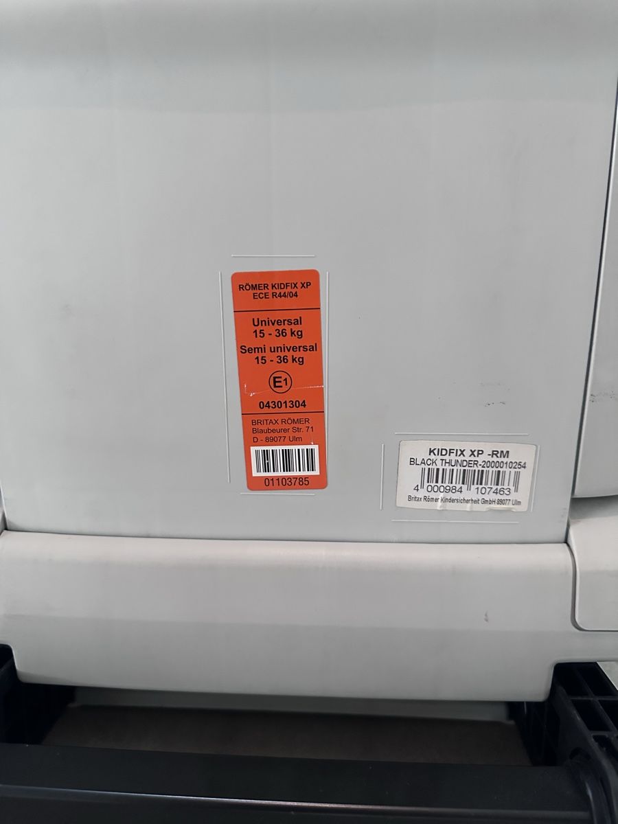 Britax Römer Seggiolini per auto: Kindersitz Britax Römer Kidfix XP 15-36kg – Usato da Dietlikon venduto da Marfull 2