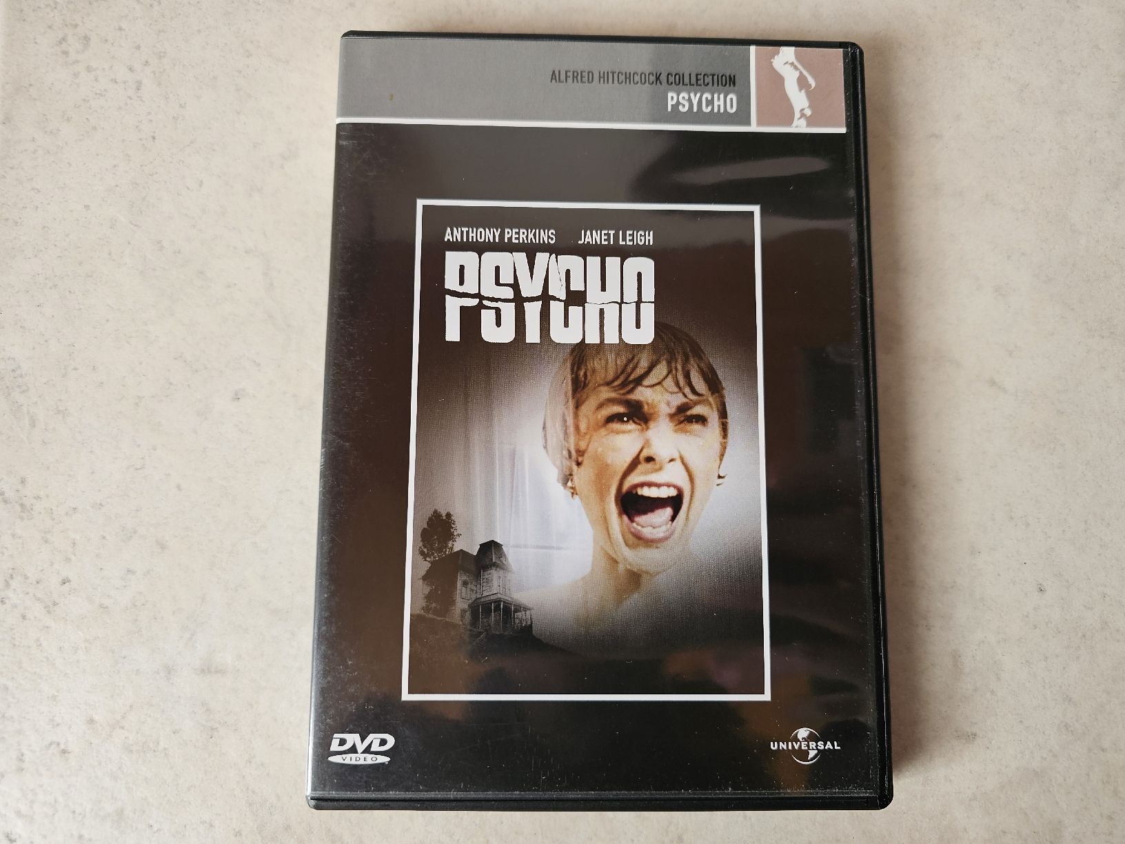 Tous les DVDs: Psycho  /  Alfred Hitchcock Collection – D'occasion à Schneisingen par backstore24