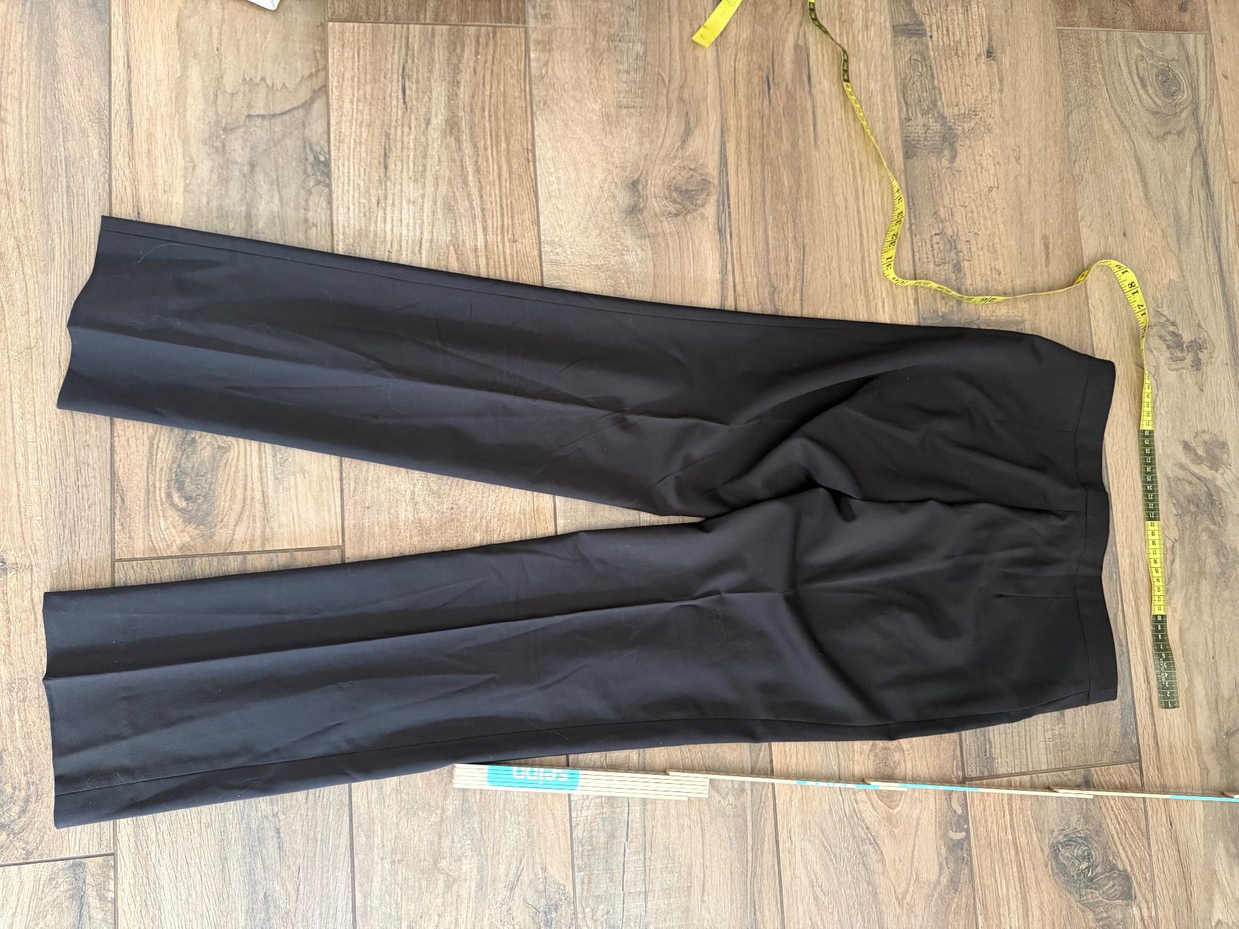 Completi & Tailleur: Bally Hosenanzug 34 – Usato da Brugg AG venduto da Simone28 4