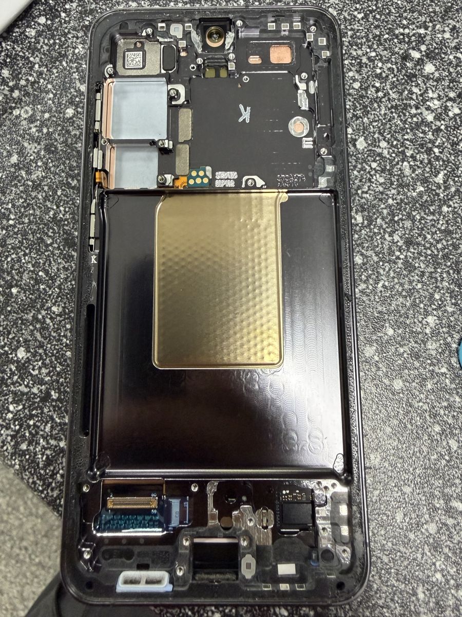 Samsung Telefoni cellulari / Smartphones: Écran Samsung S24 - écran cassé – Difettoso da Bulle venduto da Nghost 2