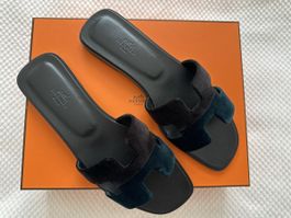 Hermes Sandalen Oran Velours Noir/Vert Mousse Gr 39.5 neu