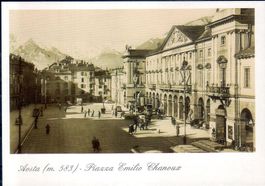 AOSTA LA PIAZZA NEGLI ANNI 60 POSTKARTE **POSTFRISCH** -AA55