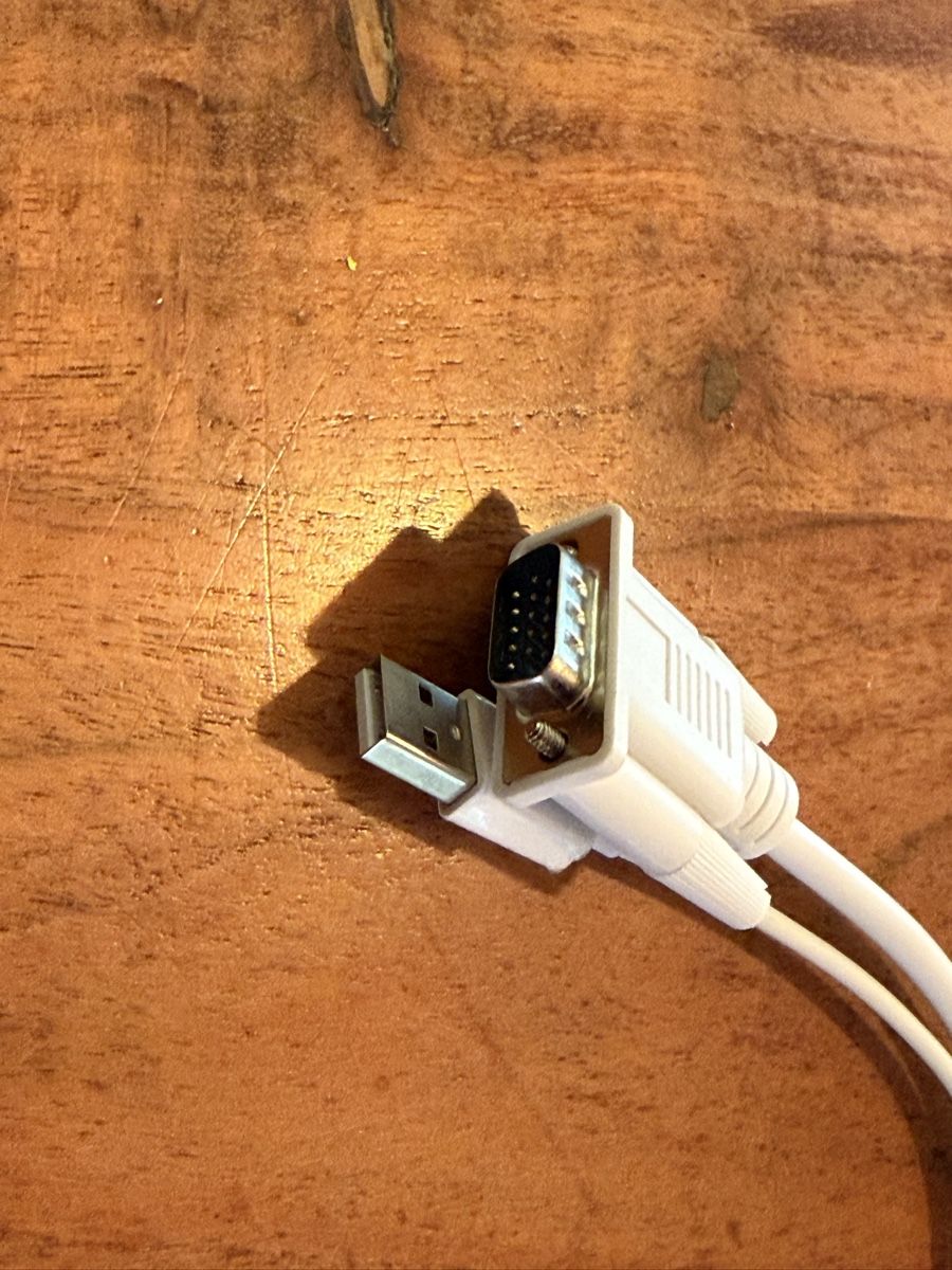 Adattatori: j5create USB Display Adapter HDMI / VGA  – Usato da Muri AG venduto da Ludrigen 1