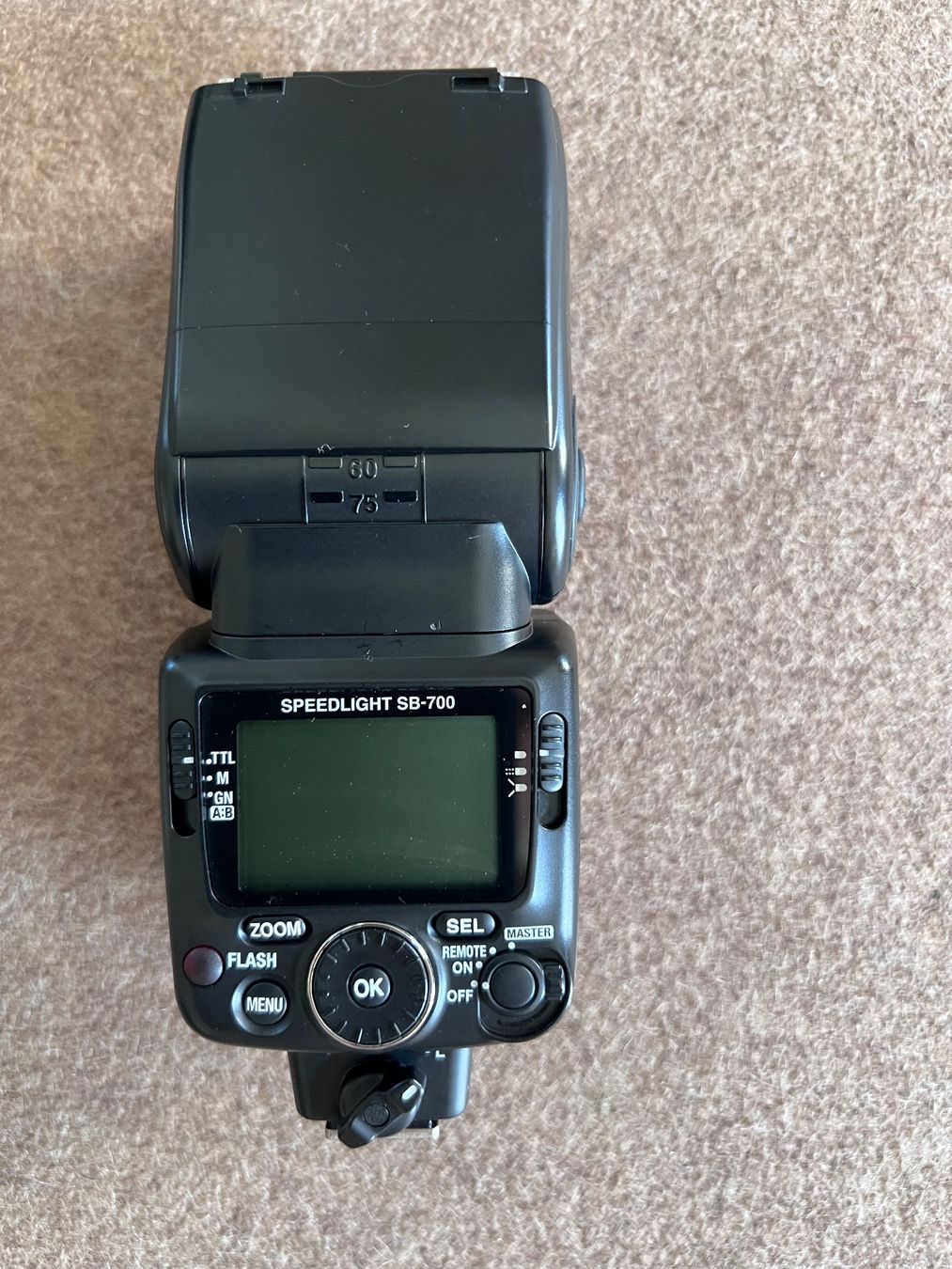Flashs: Nikon Blitzlicht Speedlight SB-700 – D'occasion à Grüningen par pie_b8yx 2