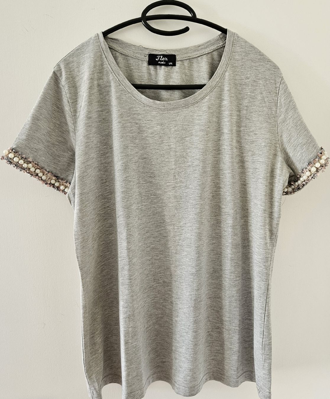 T-Shirts: Shirt mit Perlen Gr. L/XL - Flex moda - Spendenaktion – Neu (gemäss Beschreibung) aus Unterkulm von Beljasch