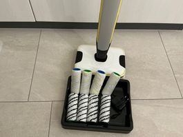 Kärcher Bodenreiniger FC 7 mit 12 Walzen TOP Zustand