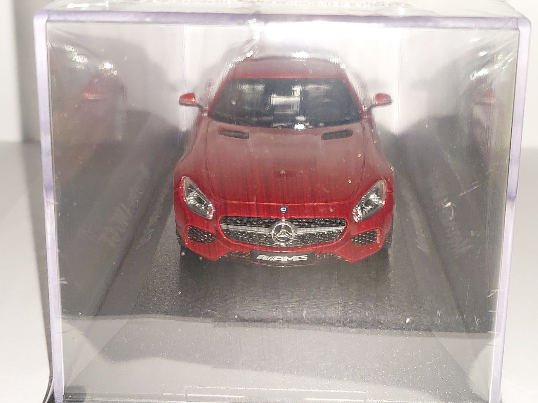 Mercedes-Benz Voitures modèles: Mercedes-AMG GTS 1:43 Norev – Neuf avec emballage d'origine à Diegten par isetta590 3