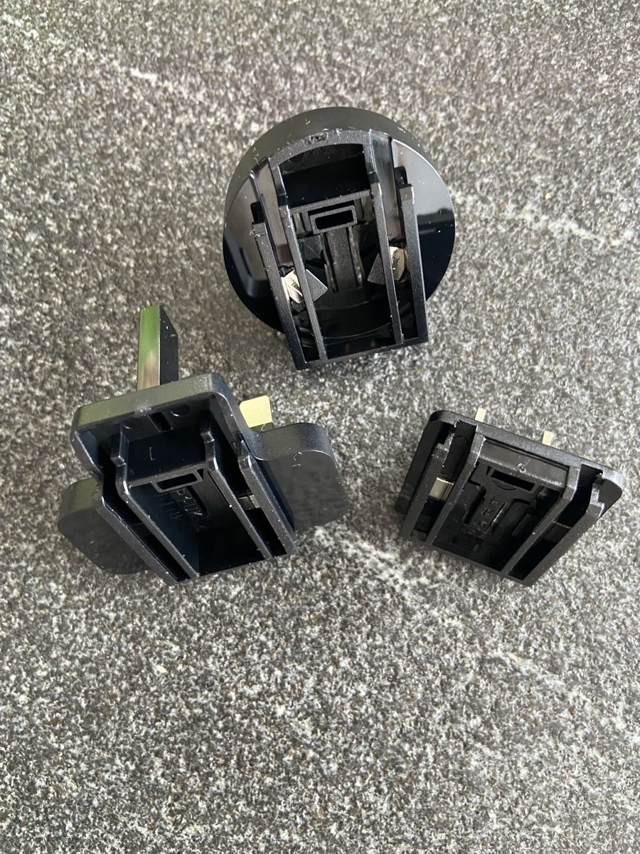 Laufwerke & Adapter: Adapter Stecker Set - Ansätze – Neu (gemäss Beschreibung) aus Schwarzenburg von Aha016 1