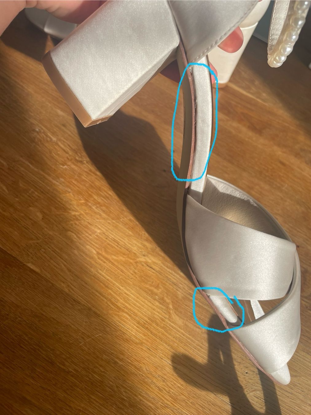 Scarpe da donna: Elegante Brautschuhe mit Perlen Gr. 37 – Nuovo e nell'imballaggio originale da Grossdietwil venduto da celineeeee 5
