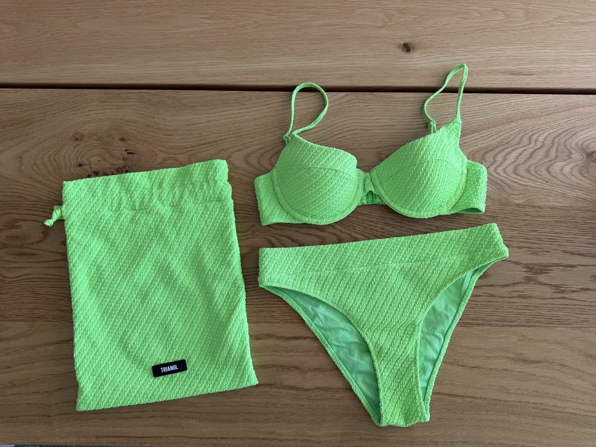Costumi da bagno & Bikini: Triangl Bikini Grosse S – Usato da Brunnen venduto da keusch19