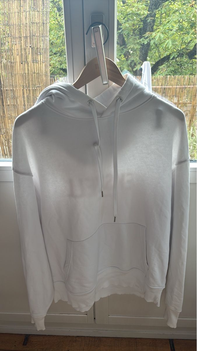 Pulls & Sweat-shirts: Hoodie – D'occasion à Bern par Lydiixa
