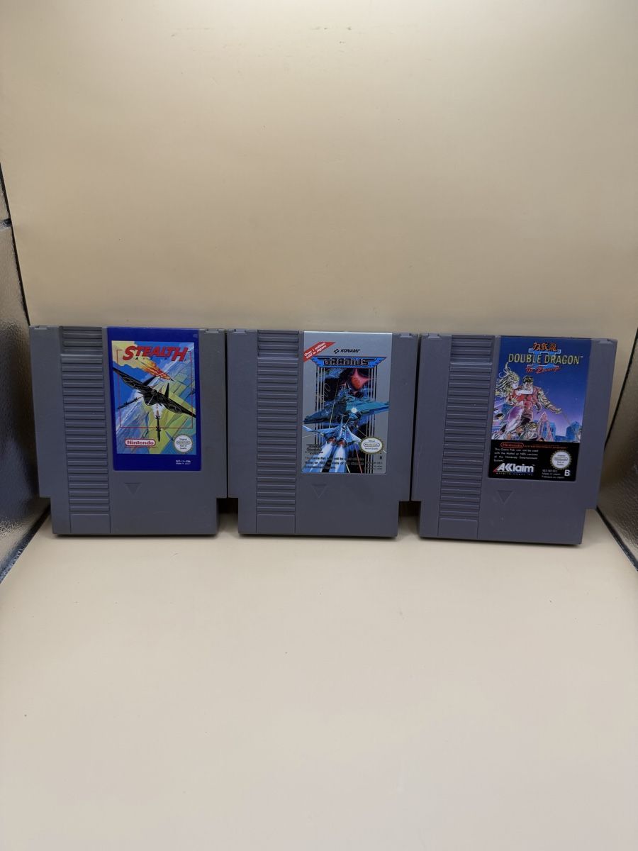 Giochi: Gradius, Double Dragon II, Stealth Nintendo NES – Usato da Genève venduto da sho_67qj