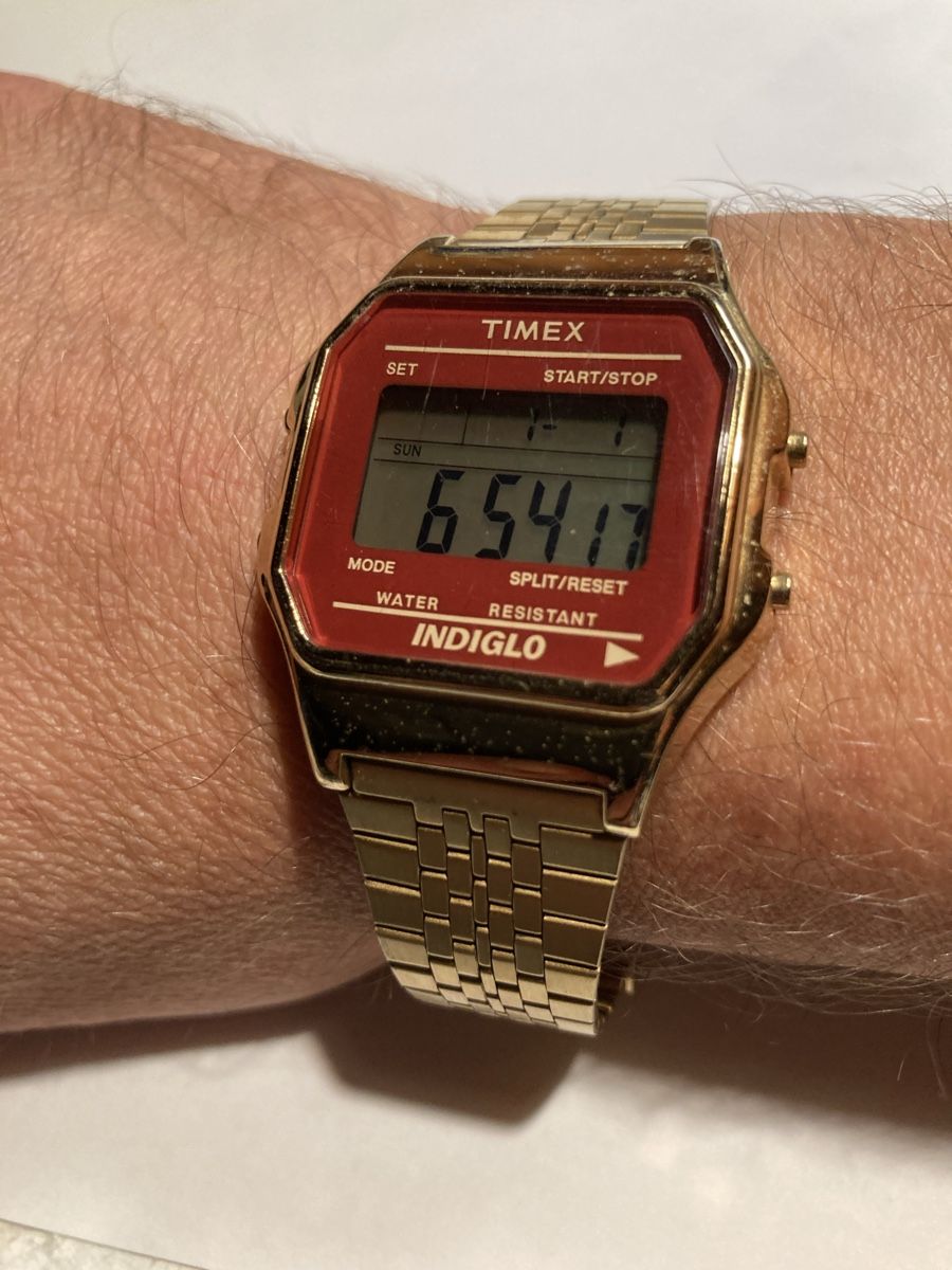 Timex Montres: Timex lcd Uhr 35.5 mm – D'occasion à Glattbrugg par vintagemania