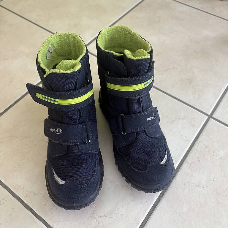 Superfit Scarpe da uomo: Superfit schuhe grösse 34 – Usato da Zimmerwald venduto da wuff81