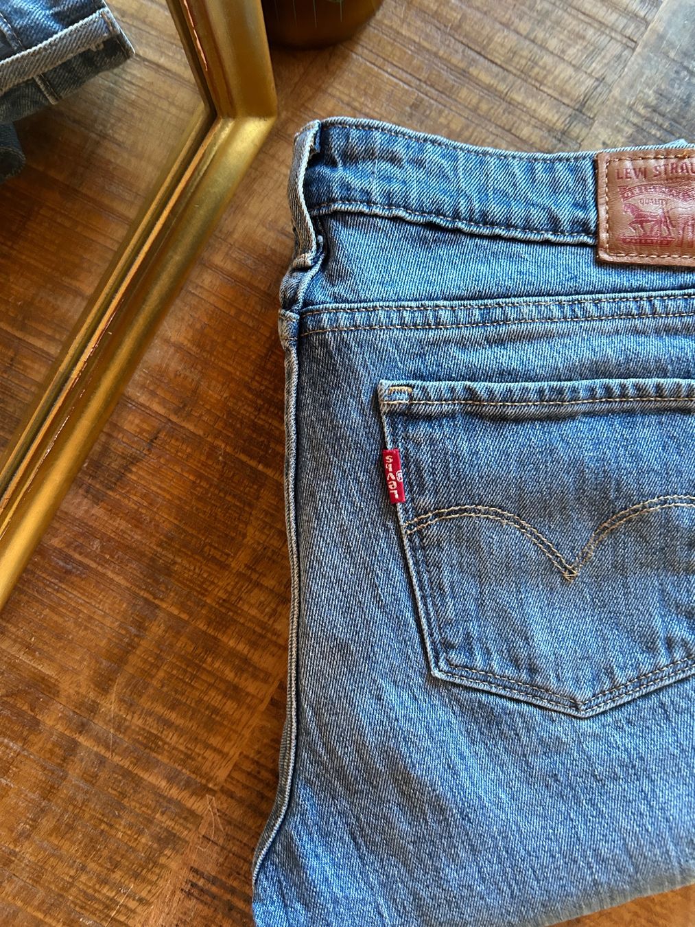 Levi's Jeans: Levis 711 Jeans - W28 – Usato da Illnau venduto da Monkky 2