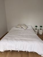 Bedframe + mattress 160cm x 200cm