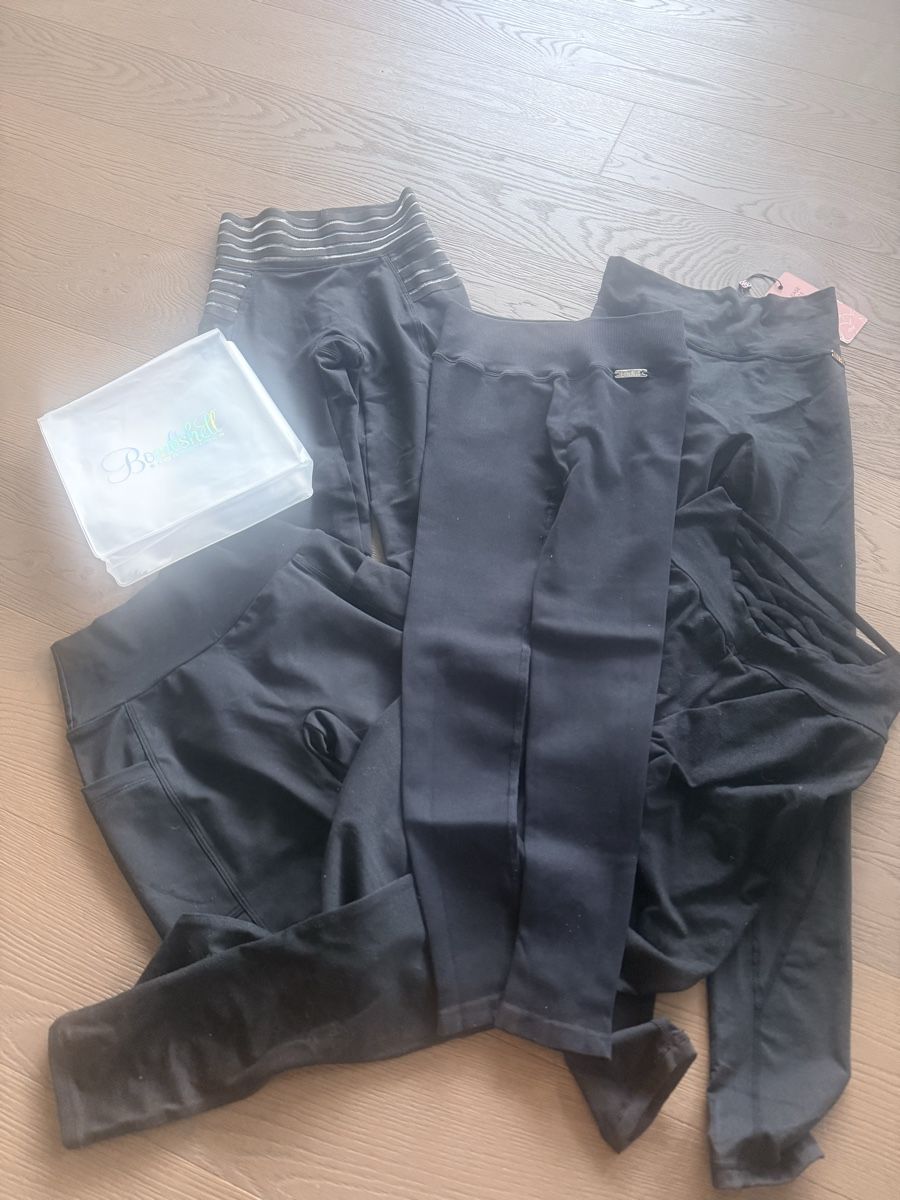 Leggings: Bombshell leggings  – Neuf (Voir description) à Melide par Nikola-123