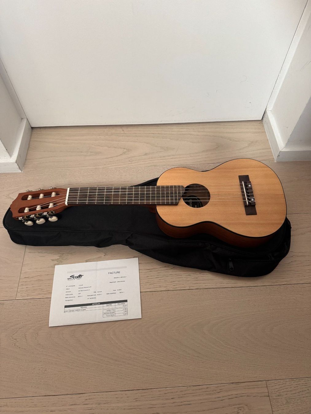 Yamaha Musikinstrumente: Guitalélé Yamaha GL-1 – Gebraucht aus Vandoeuvres von mathdriving