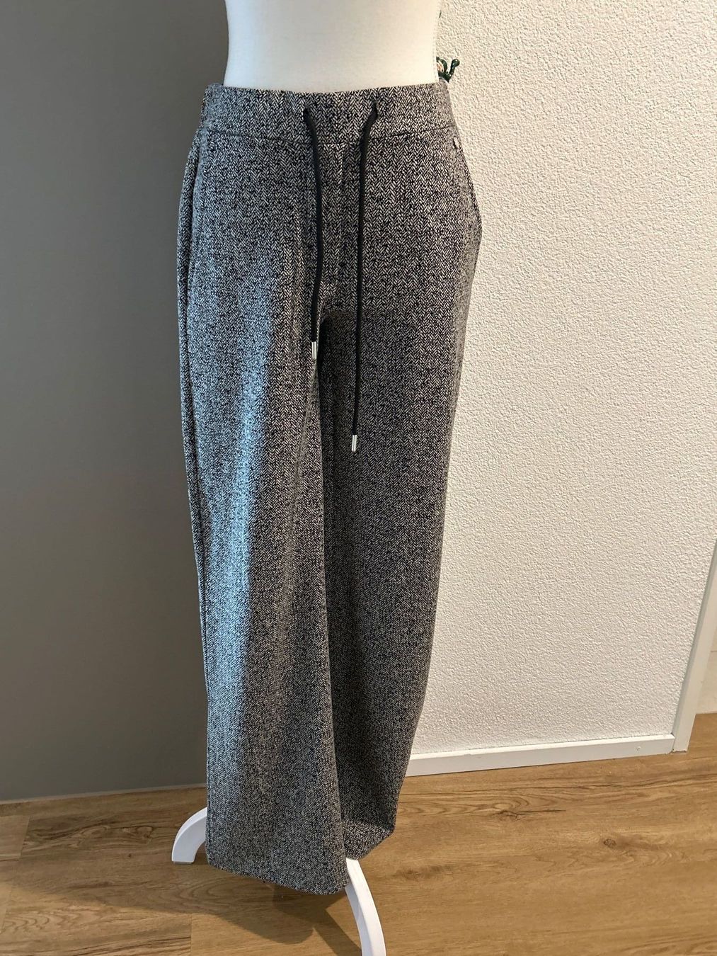 Hosen: Damen Hose grau meliert – Gebraucht aus Brunnen von Nala2929 1