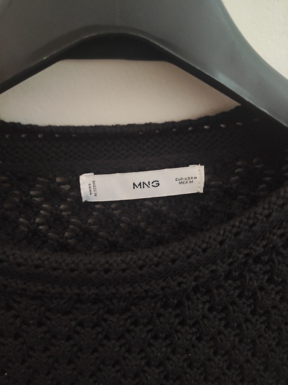 Mango Maglioni & Felpe: MNG Mango Pullover schwarz Lochmuster, Gr. S – Nuovo (secondo la descrizione) da Schliern b. Köniz venduto da Pecannut 1