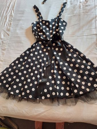 Abito a pois nero bianco taglia EUR 48 della marca Hears & R