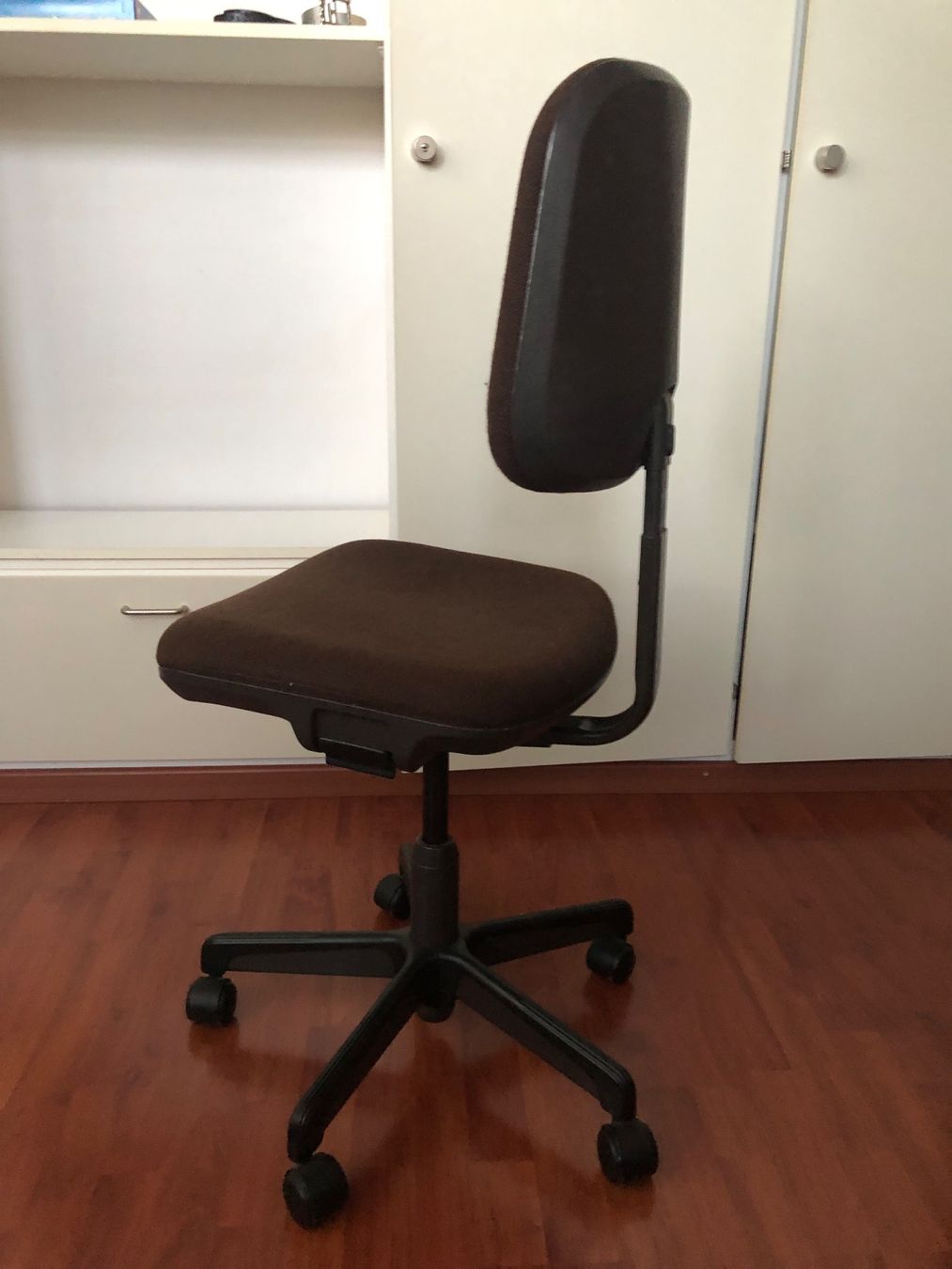 Rollstühle: Giroflex Bürostuhl – Gebraucht aus Männedorf von Inastore 2