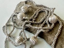 Vintage Silber Longkette 80cm mit 5 Silberkugeln  - 33 g