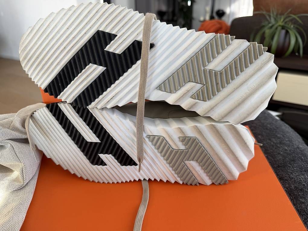 Scarpe da uomo: HERMES Sneaker Home Bouncing Veau / Grösse 42 – Usato da Zug venduto da PensoT 2