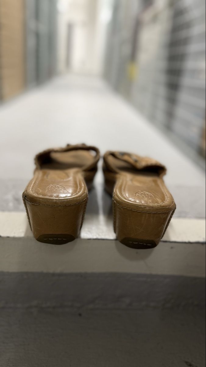 Scarpe da donna: Ariat Horseshoe Sandals (Casey) 8.5B – Usato da Zürich venduto da car_v988 4