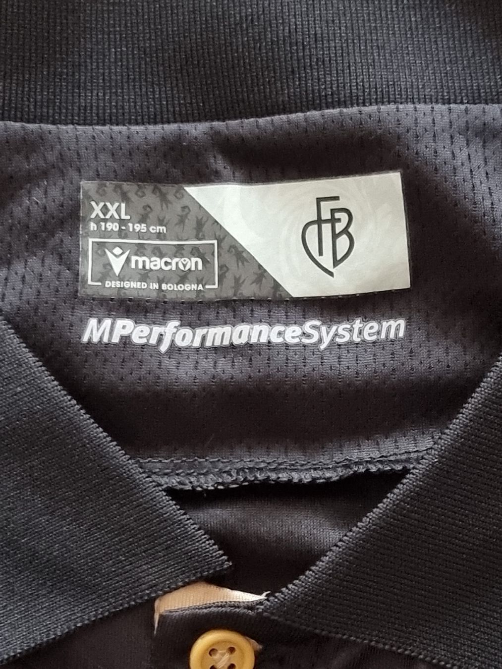 FC Basel Canottiere & Pantaloni: FC Basel 2023-2024 Drittes Trikot – Usato da Suhr venduto da SariLacivert1907 2