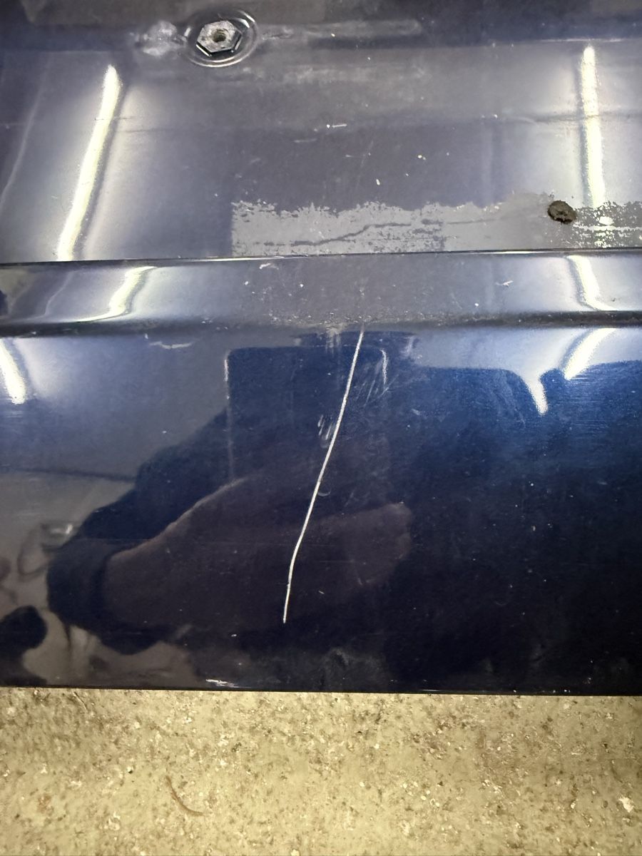 Volvo Tutti pezzi di ricambio auto: Volvo C70 Kofferraumabdeckung – Usato da Bernhardzell venduto da HeicoVolvo 1