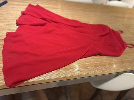 Robe Lulus taille XS