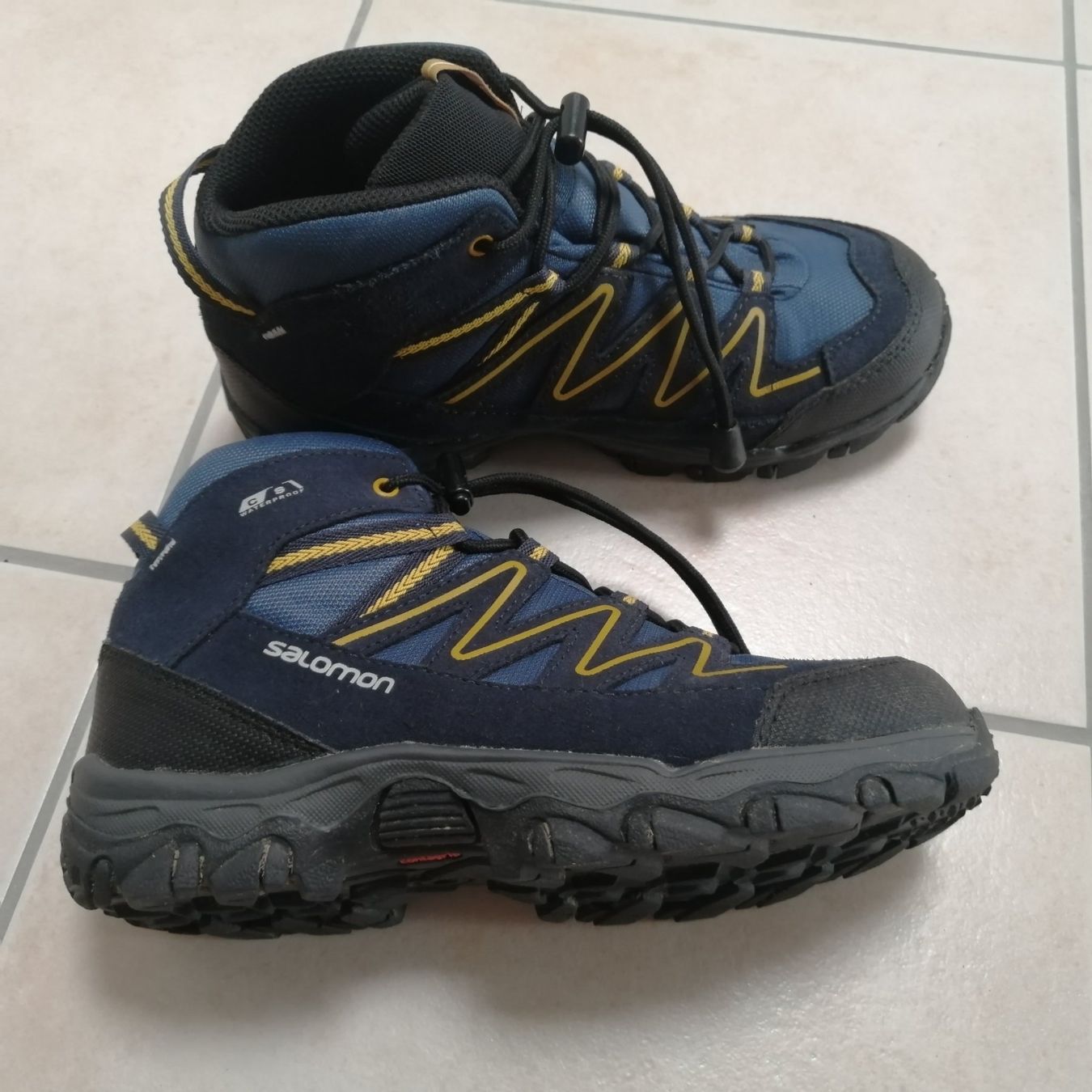 Salomon Scarpe da uomo: Salomon Schuhe fest Gr 35 – Usato da Henau venduto da AXAA 3