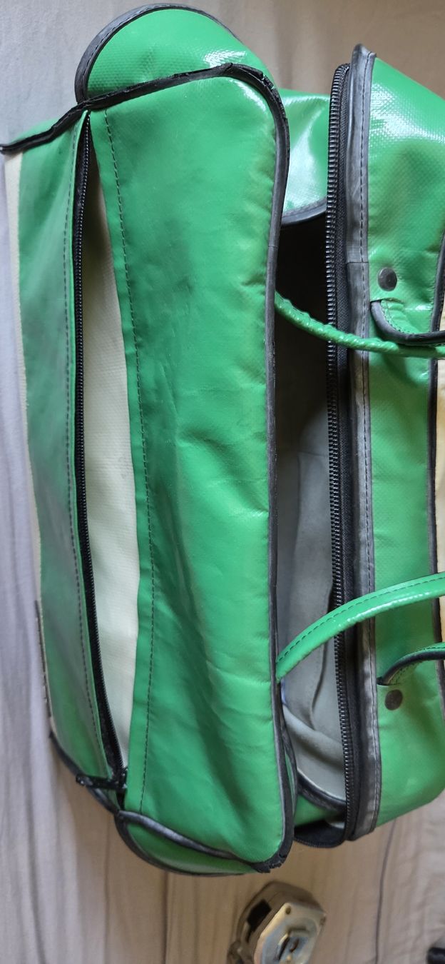 Freitag Taschen: Grüne Handtasche Freitag – Gebraucht aus Wädenswil von weihpos 5