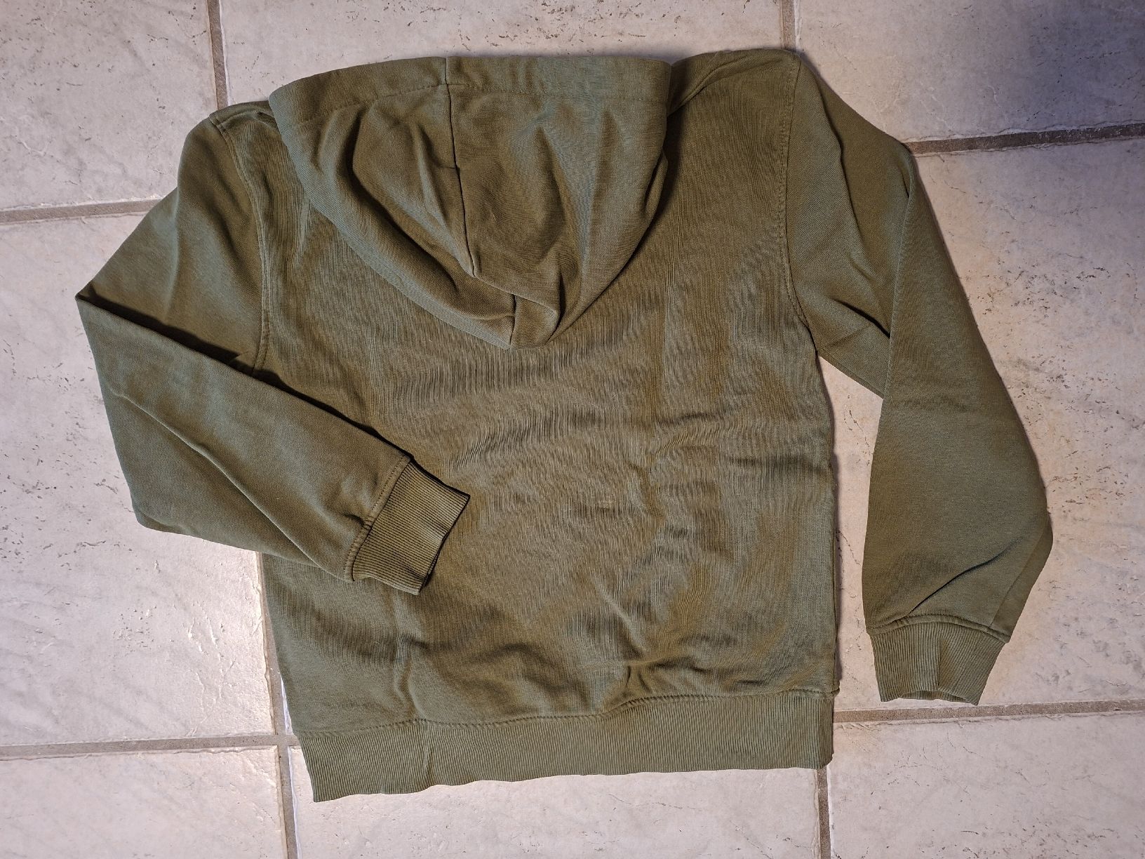 C&A Pulls et sweat-shirts: Kapuzenpullover, Gr.152 – D'occasion à Seuzach par Strandkorb_ 2
