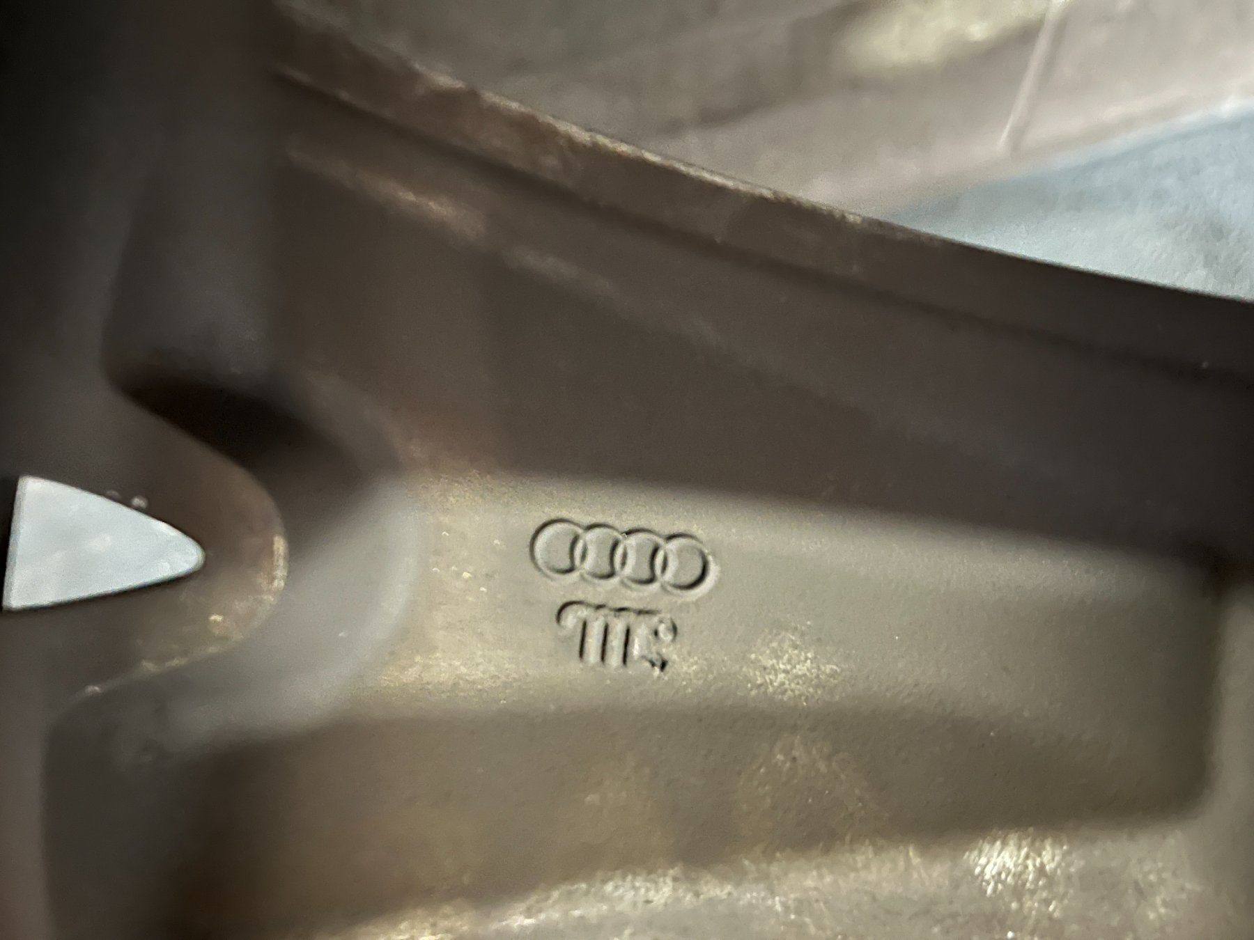 Audi Pneumatici & Ruote complete: 4 X 19 Zoll  Audi Sommerräder – Usato da Altstätten venduto da TM-Auto 7