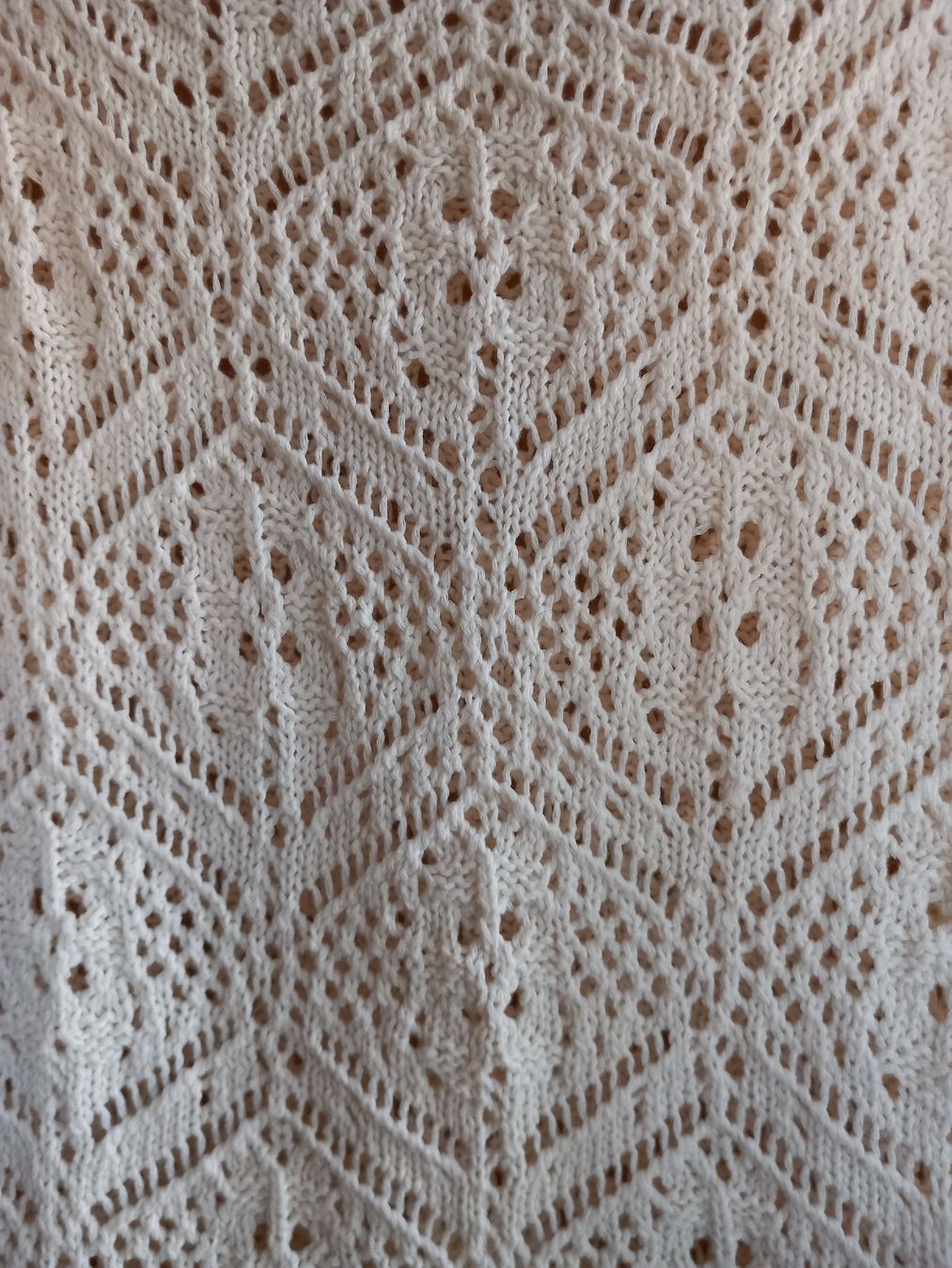 Pullover & Sweatshirts: Pull ajouré en maille OVS beige/crème – Gebraucht aus Faoug von per_kp6r 1