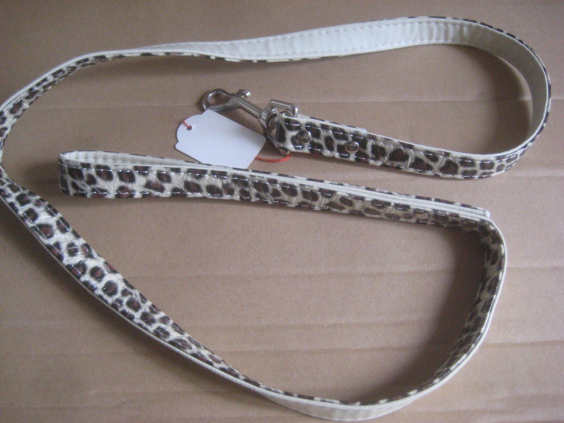 Collier et laisse: HUNDE  LEINE – Neuf (Voir description) à Uster par flocke1